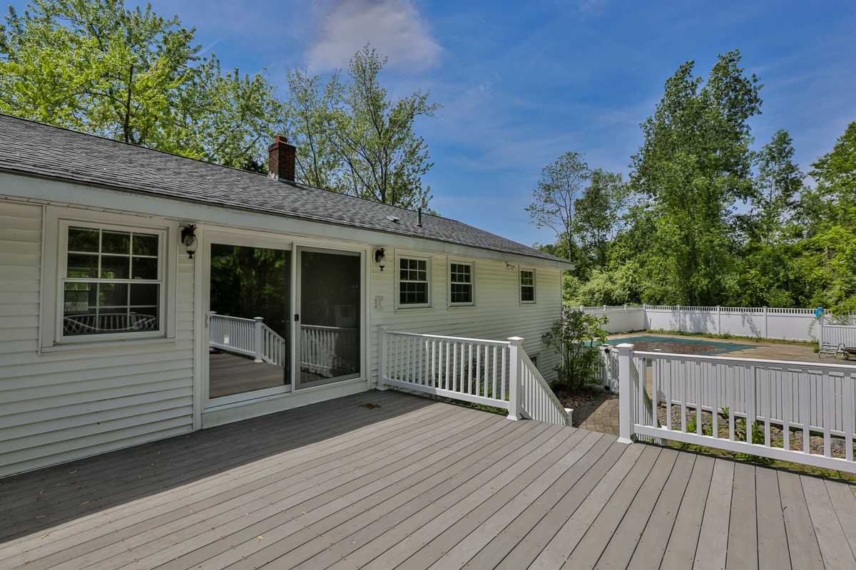 2 Walker Road Atkinson, NH 03811 - Photo 38 of 40