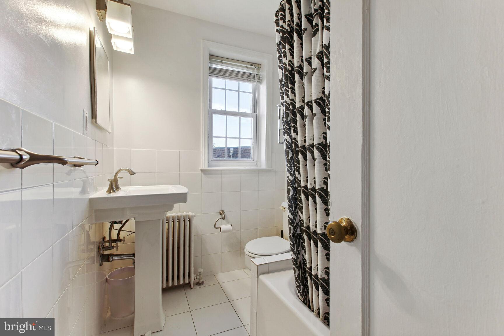 2208 Colston Drive, Unit C302 Silver Spring, MD 20910 - Photo 18 of 19