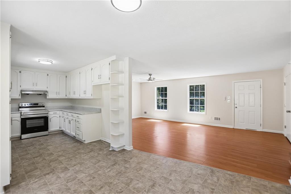 4051 Megan Road Northwest Duluth, GA 30096 - Photo 6 of 30 Gallery Image 6