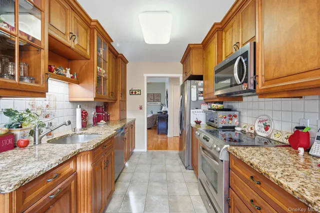 $699,000 | 59 Heritage Hills, Unit A, Somers, NY 10589