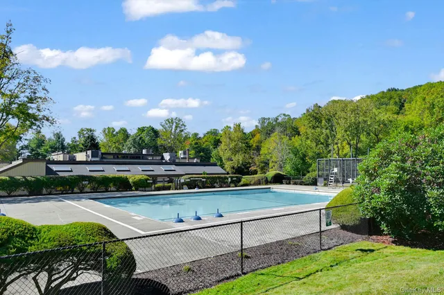 $699,000 | 59 Heritage Hills, Unit A, Somers, NY 10589