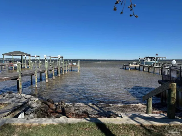 $499,000 | 4698 Isles Drive, Pensacola, FL 32507