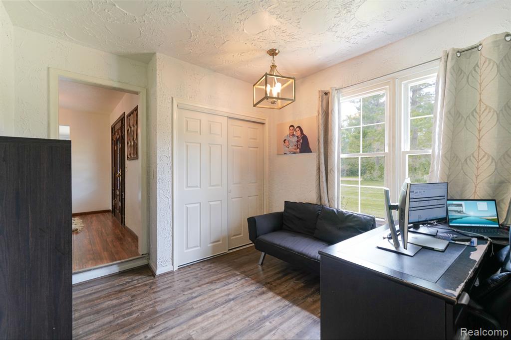 1875 Willowood Drive Rochester Hills, MI 48307 - Photo 20 of 55