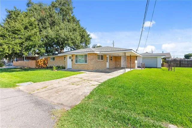 $1,750 | 542 Marino Drive, Norco, LA 70079