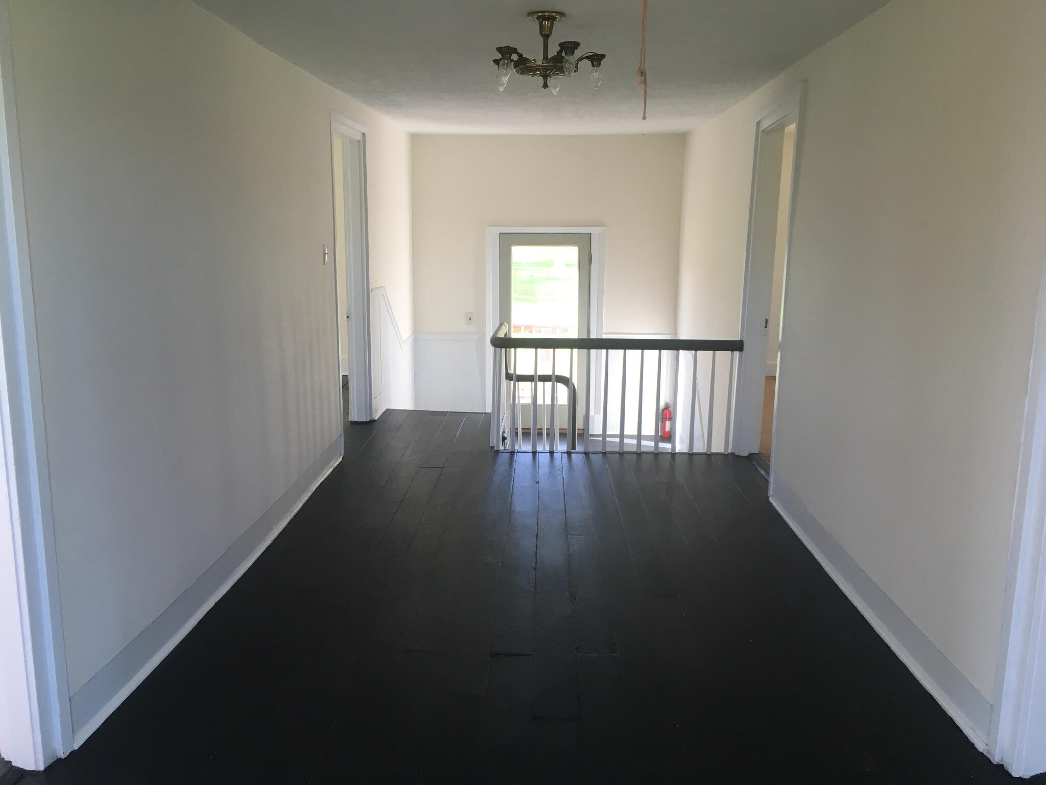 626 Maple Street Glade Spring, VA 24340 - Photo 6 of 18 05