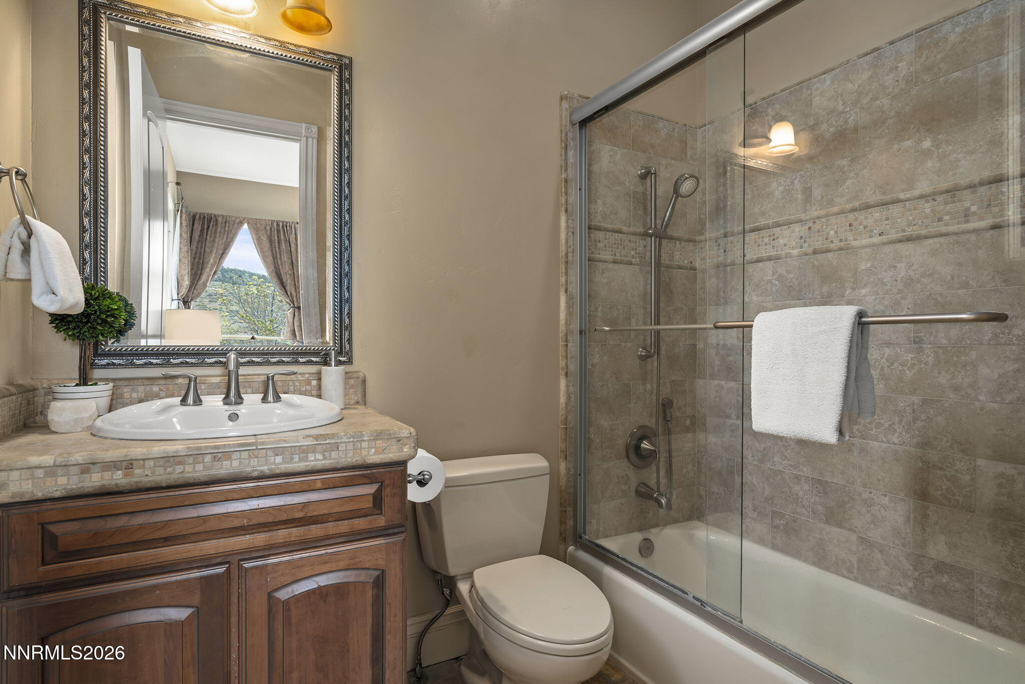 17300 Majestic View Drive Reno, NV 89521 - Photo 22 of 41 57-web-or-mls-_DSC5707