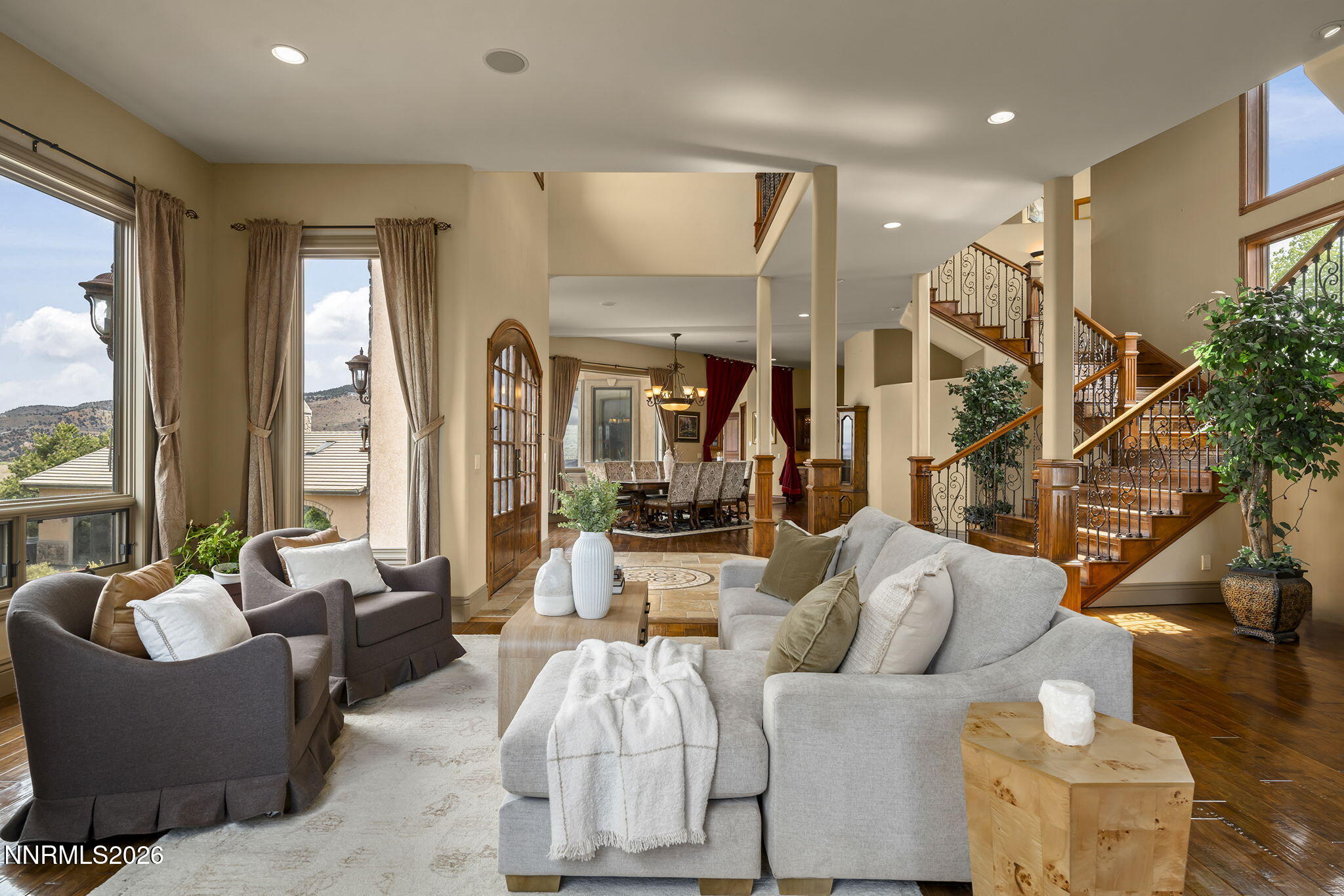 17300 Majestic View Drive Reno, NV 89521 - Photo 8 of 41 29-web-or-mls-_DSC5912