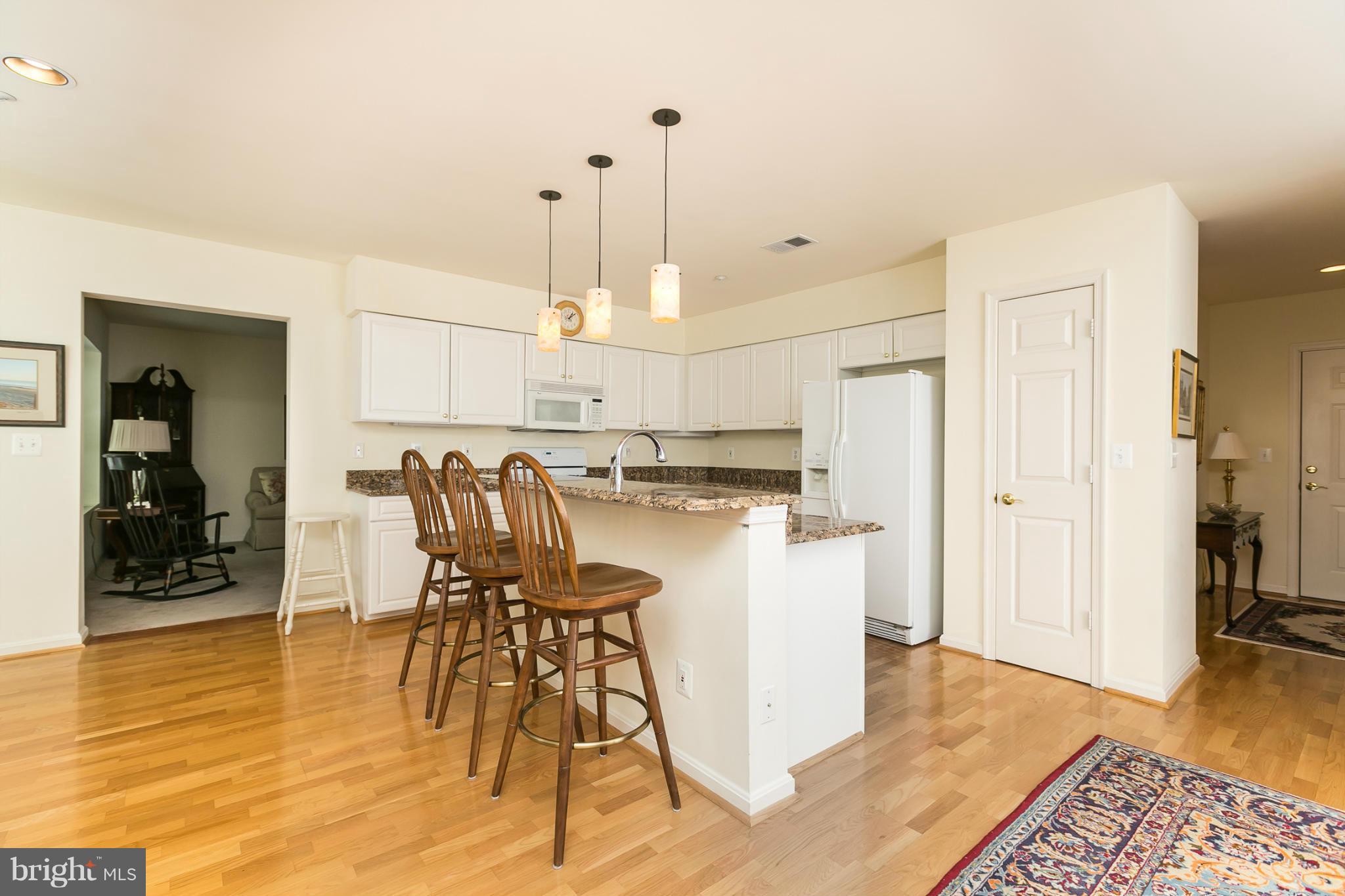 12340 Rosslare Ridge Road, Unit 203 Lutherville-Timonium, MD 21093 - Photo 8 of 30 Kitchen