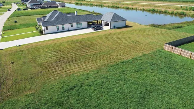 $99,000 | 2471 East Bellevue Lks Street, Paulina, LA 70763