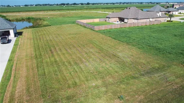 $99,000 | 2471 East Bellevue Lks Street, Paulina, LA 70763