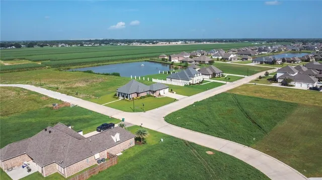 $99,000 | 2471 East Bellevue Lks Street, Paulina, LA 70763