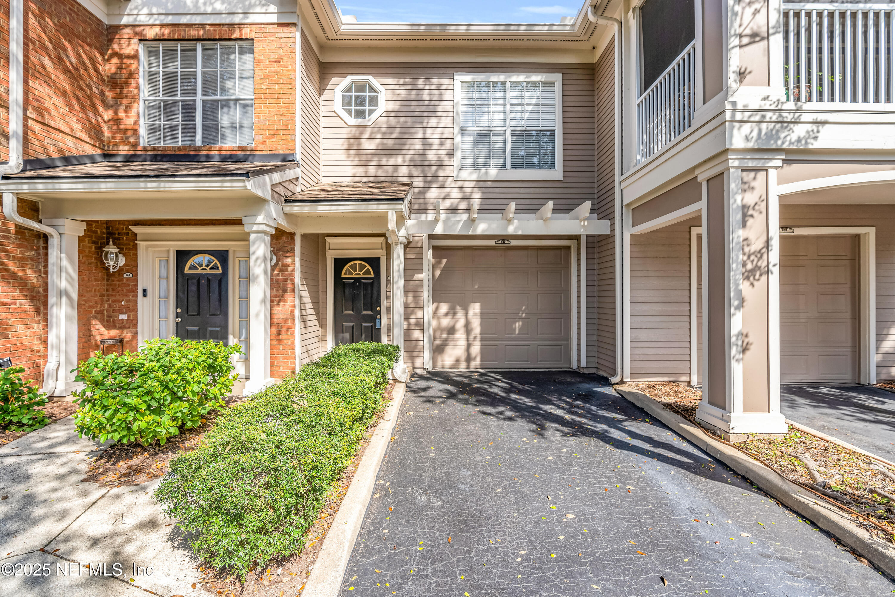 10901 Burnt Mill Road, Unit 307 Jacksonville, FL 32256 - Photo 1 of 28 outside 4