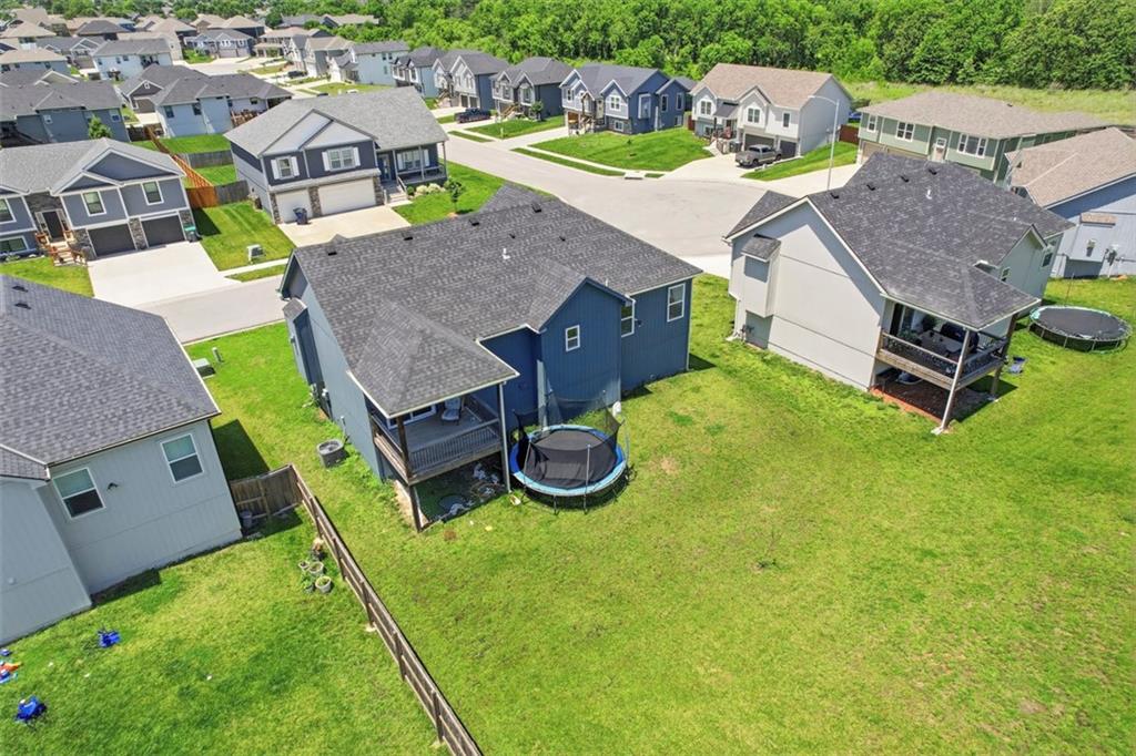 505 Southwest Ridgeview Drive Grain Valley, MO 64029 - Photo 49 of 53