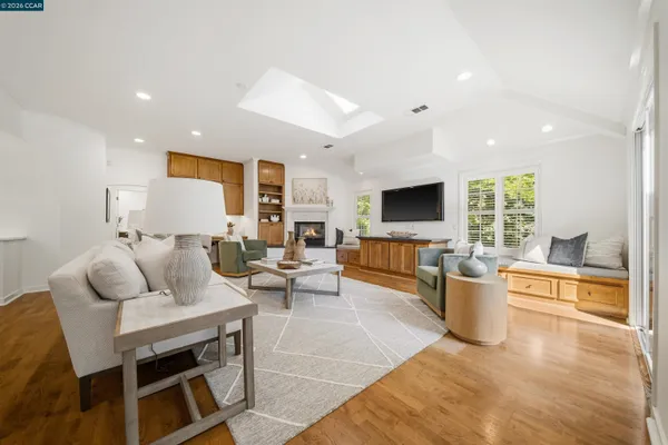 $1,849,000 | 522 Florence Drive, Lafayette, CA 94549