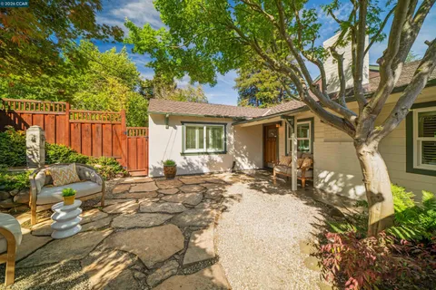 $1,849,000 | 522 Florence Drive, Lafayette, CA 94549