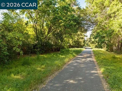 $1,849,000 | 522 Florence Drive, Lafayette, CA 94549