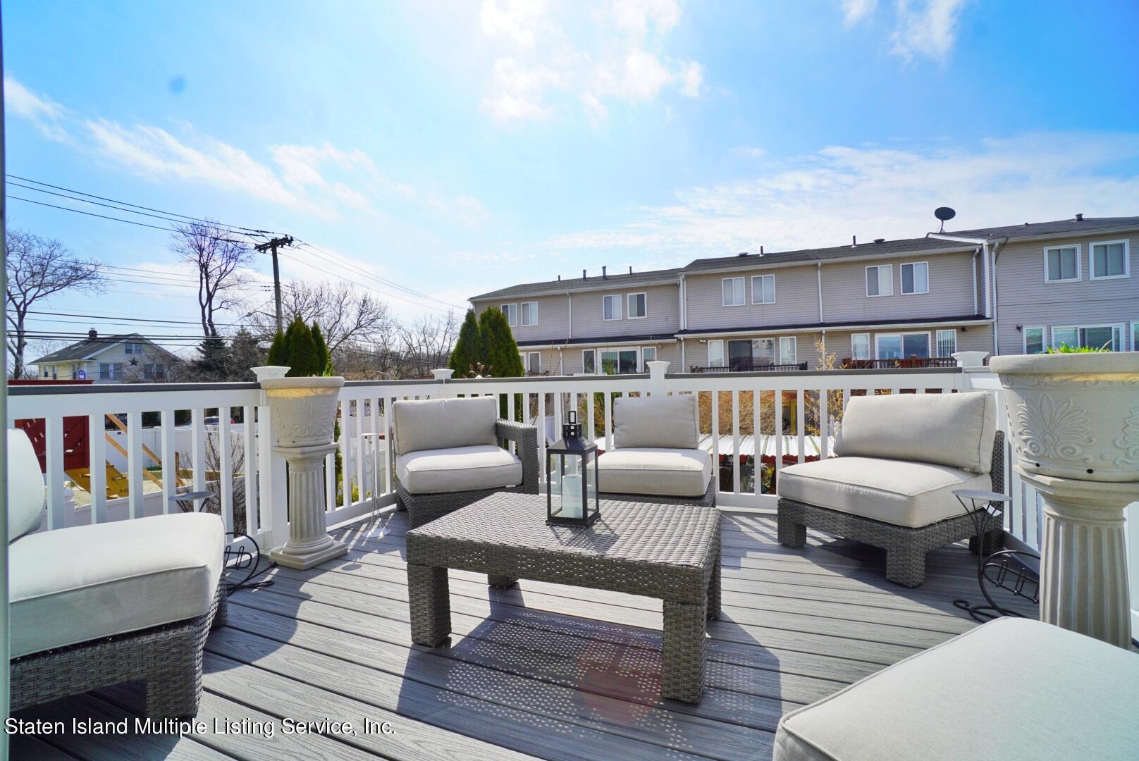 18 Pembrook Loop Staten Island, NY 10309 - Photo 15 of 40 Photo Mar 19, 11 41 45 AM