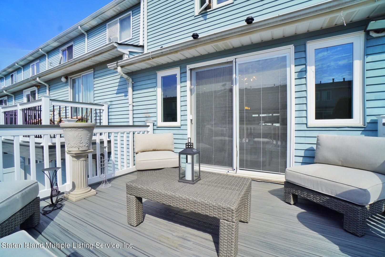 18 Pembrook Loop Staten Island, NY 10309 - Photo 16 of 40 Photo Mar 19, 11 42 06 AM