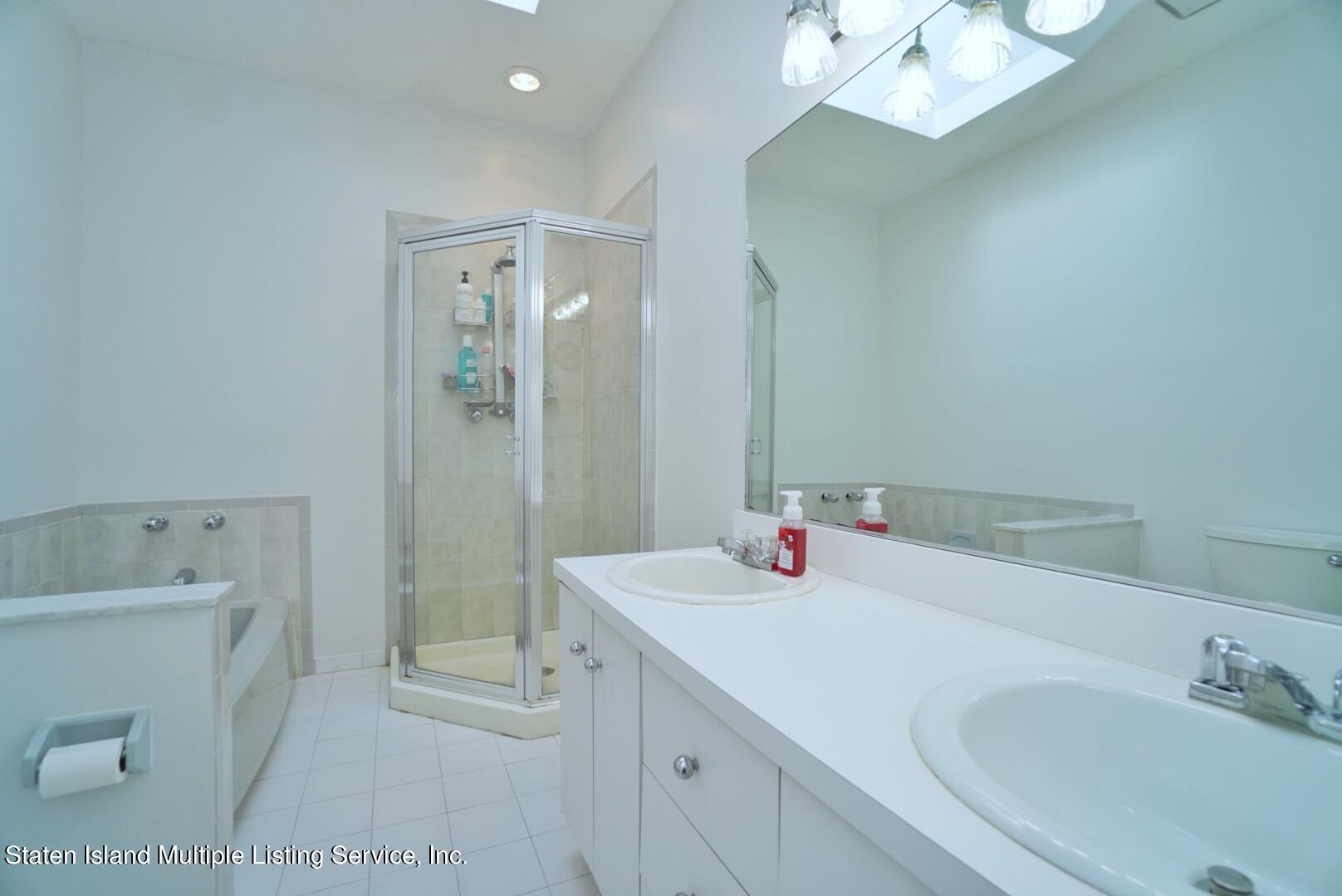 18 Pembrook Loop Staten Island, NY 10309 - Photo 22 of 40 Photo Mar 19, 11 49 36 AM