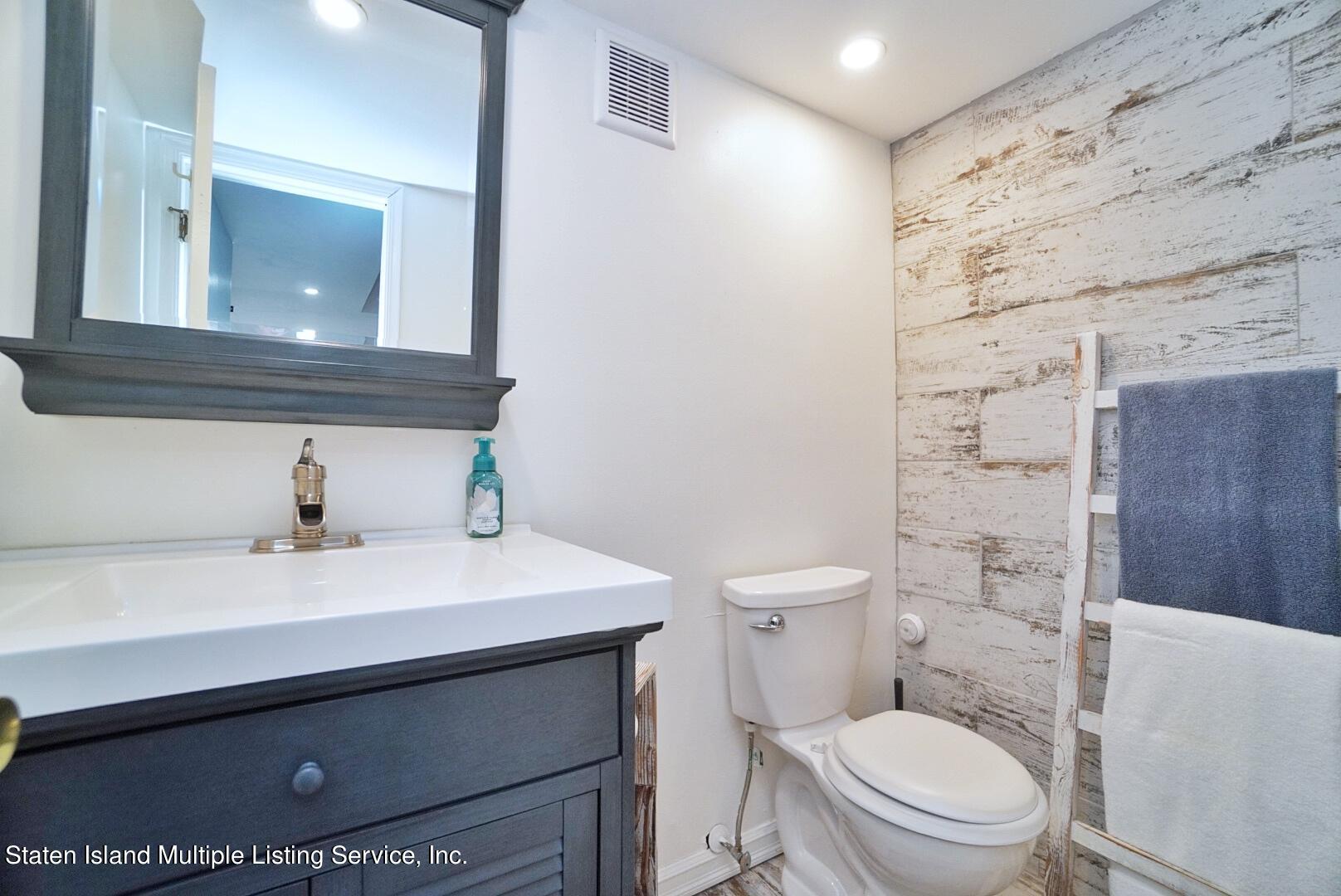 18 Pembrook Loop Staten Island, NY 10309 - Photo 28 of 40 Photo Mar 19, 11 52 43 AM