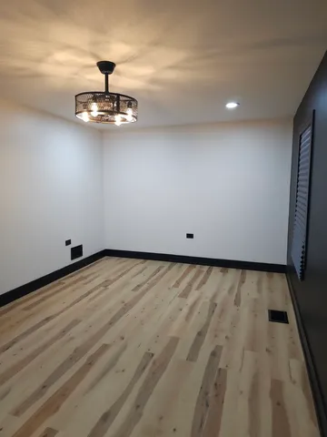 $234,900 | 295 Chappel Avenue, Calumet City, IL 60409