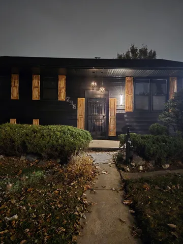 $234,900 | 295 Chappel Avenue, Calumet City, IL 60409