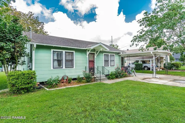 $1,400 | 313 St Thomas Street, Lafayette, LA 70506