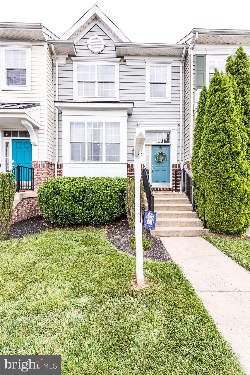 1113 Spring Run Court Frederick, MD 21702 - Photo 3 of 55 Gallery Image 3