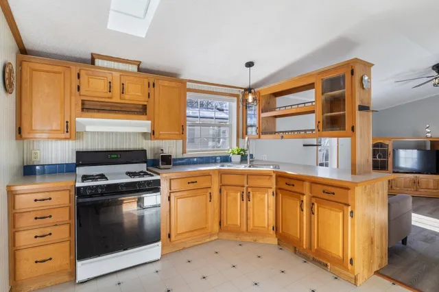 $145,000 | 69 Polly Ann Park, Dover, NH 03820