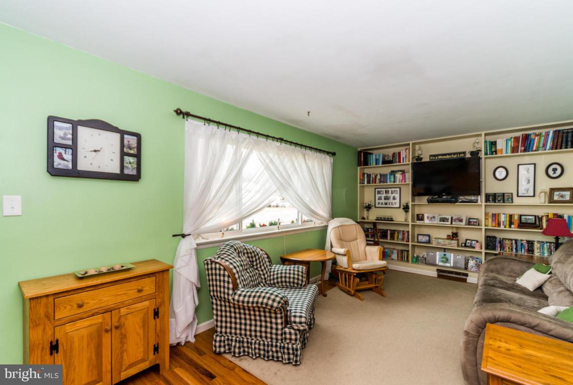 420 West 6th Street Lititz, PA 17543 - Photo 4 of 25 Gallery Image 4