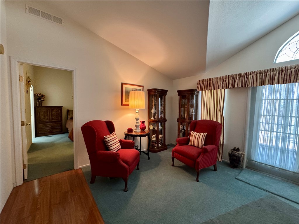 1545 East El Rodeo Road, Unit 167 Fort Mohave, AZ 86426 - Photo 14 of 59 Living Room