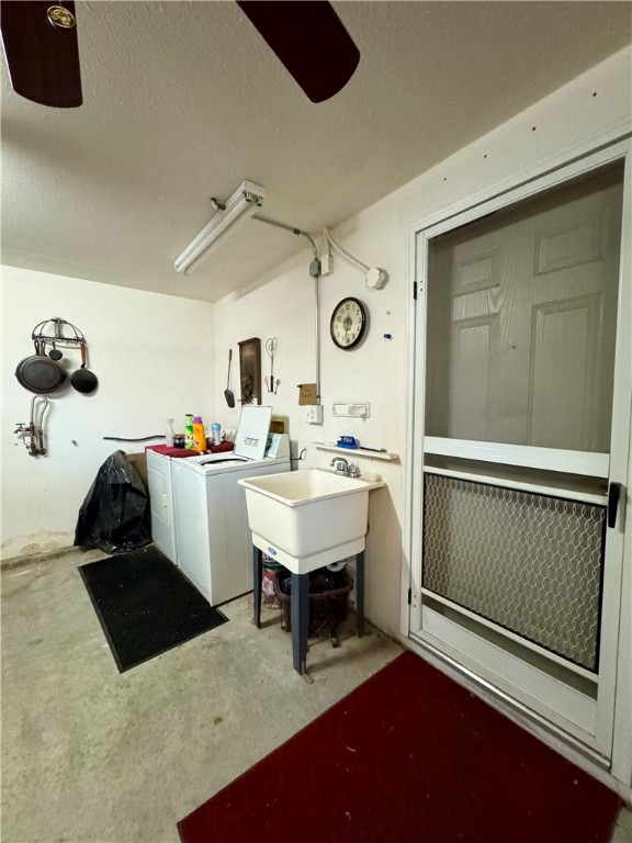 1545 East El Rodeo Road, Unit 167 Fort Mohave, AZ 86426 - Photo 37 of 59 Laundry