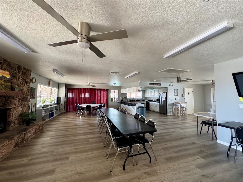 1545 East El Rodeo Road, Unit 167 Fort Mohave, AZ 86426 - Photo 54 of 59 Dining Area