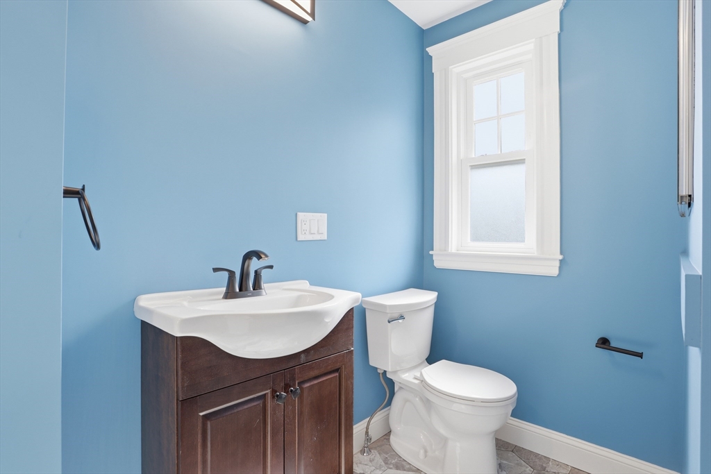 23 Rindge Avenue, Unit 1 Cambridge, MA 02140 - Photo 28 of 32