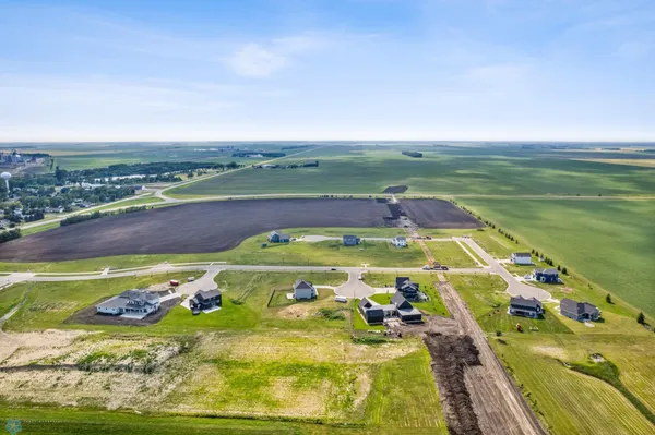 $109,900 | 677 5th Ave. North, Casselton, ND 58012