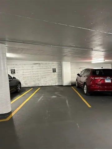 $18,000 | 10 East Ontario Street, Unit N714, Chicago, IL 60611