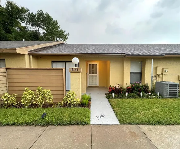 $2,000 | 12146 Sandal Creek Way, Orlando, FL 32824