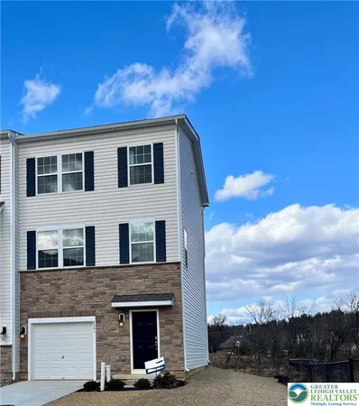 $2,800 | 8215 Alexander Court, Breinigsville, PA 18031