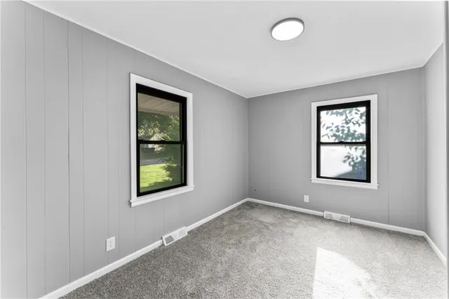 $265,999 | 1113 East Cedar Street, Olathe, KS 66061