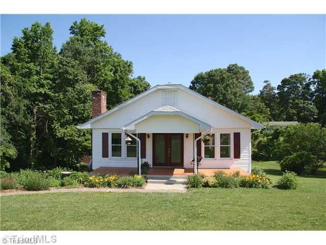 1421 Ritters Lake Road Greensboro, NC 27406 - Photo 1 of 16 Exterior Front.
