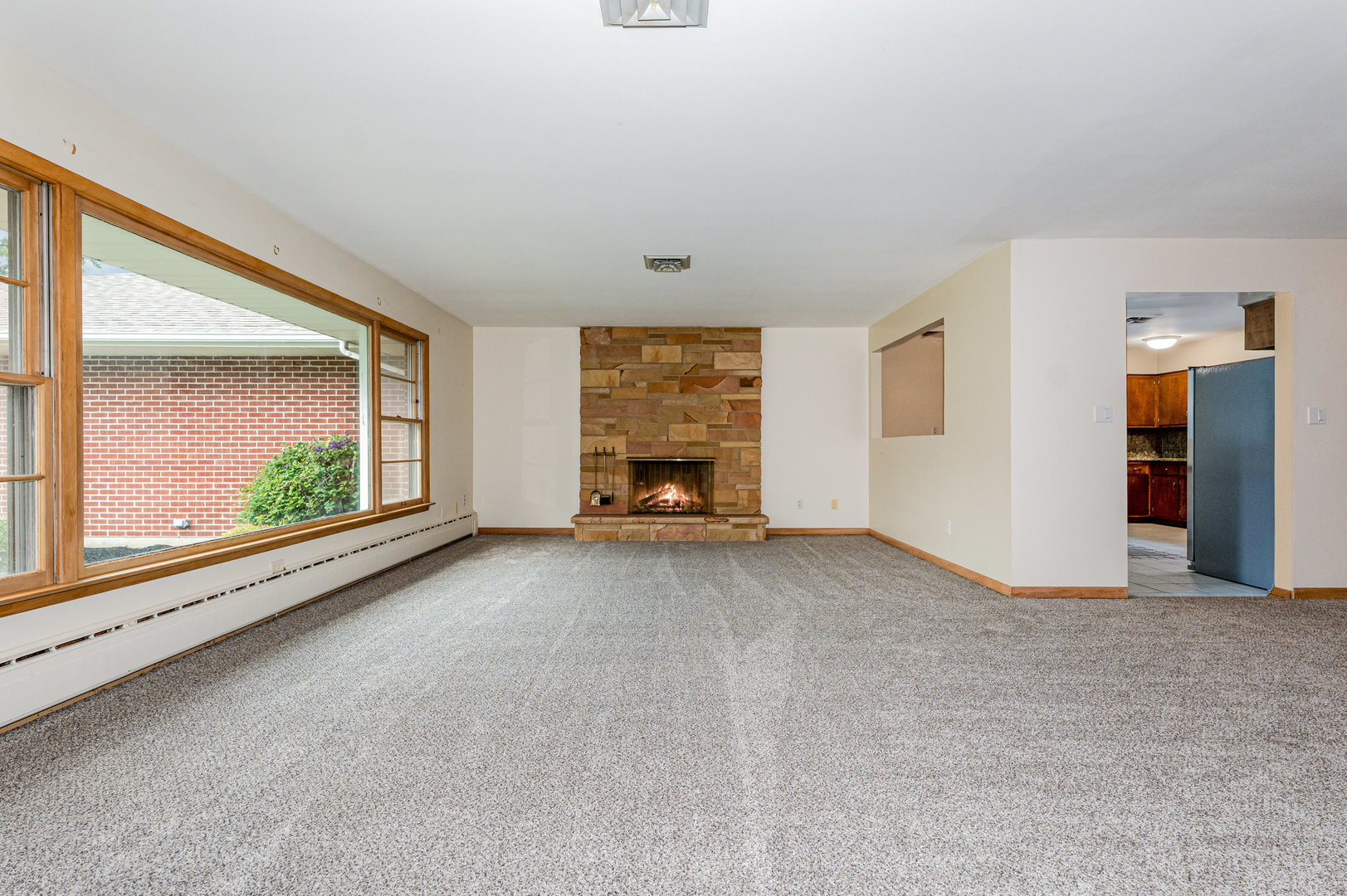 2259 Jericho Road Aurora, IL 60506 - Photo 4 of 25