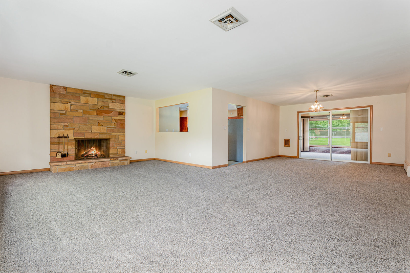2259 Jericho Road Aurora, IL 60506 - Photo 5 of 25