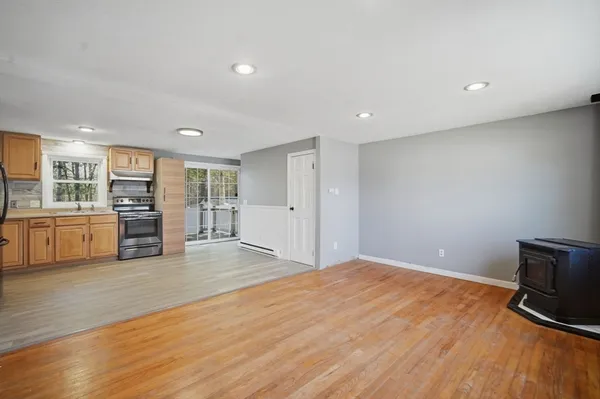 $315,000 | 239 Hanson Drive, Springfield, MA 01128