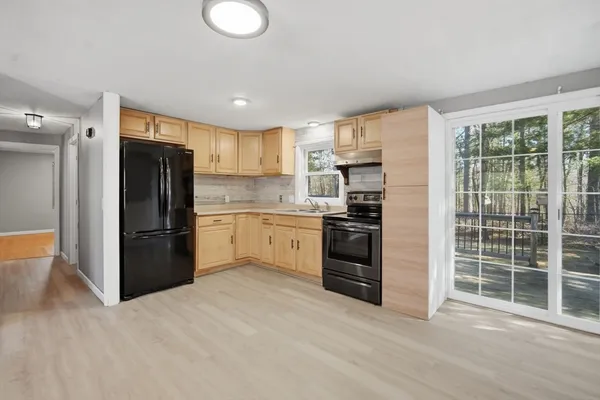 $315,000 | 239 Hanson Drive, Springfield, MA 01128