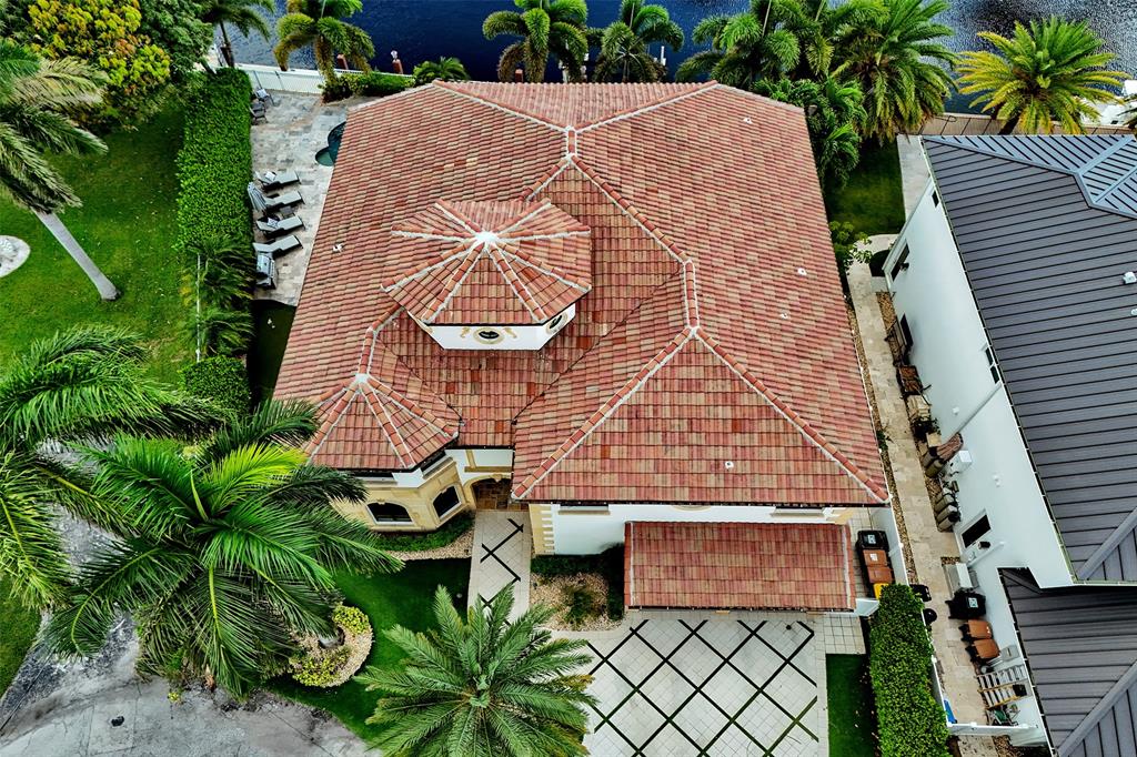 4930 Northeast 27th Terrace Lighthouse Point, FL 33064 - Photo 36 of 51