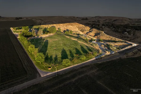 $2,200,000 | 10430 Randall Lane, Caldwell, ID 83607