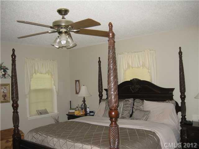 312 Gulledge Parker Road Monroe, NC 28112 - Photo 7 of 13