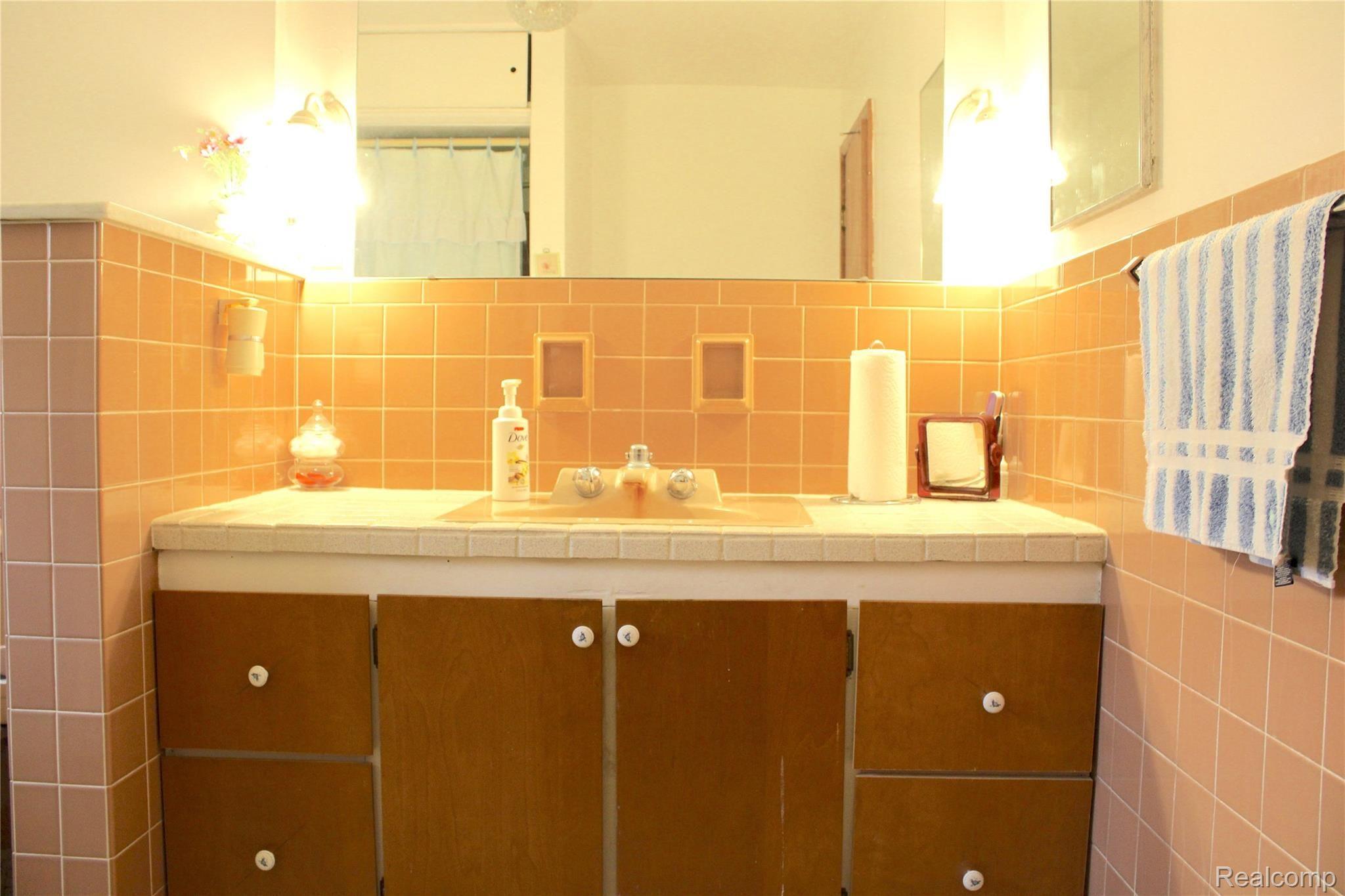 2354 Murphy Road Flint, MI 48504 - Photo 40 of 64 Pic - I75.JPG