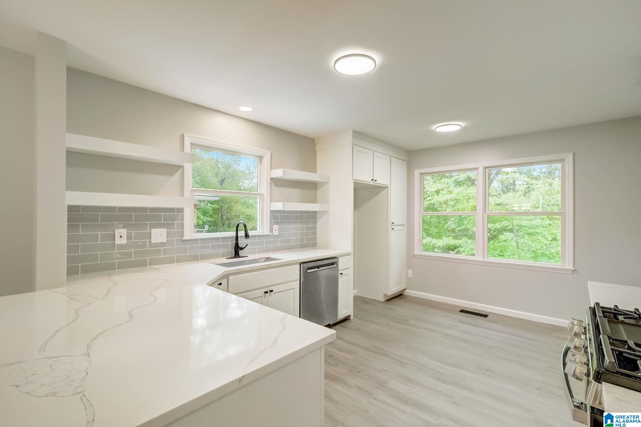 2039 Arnold Road Birmingham, AL 35216 - Photo 9 of 25