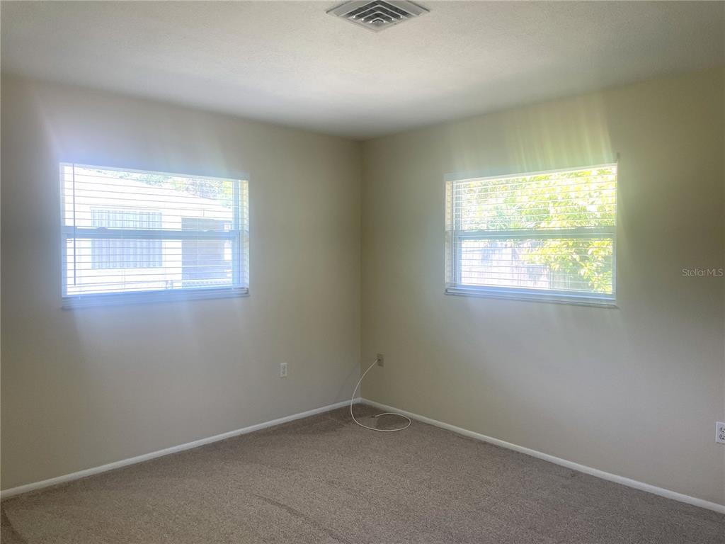 220 Avalon Road Venice, FL 34293 - Photo 9 of 20